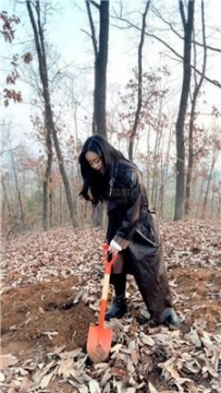 【调教视频】【芊芊】户外活埋调狗狗 bf60948