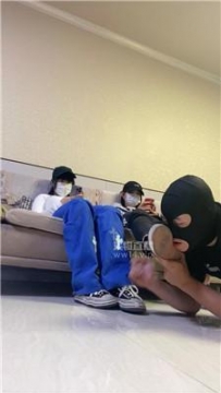 【调教视频】【CN足彩馆】老师做学生妹的脚下奴 JS250905-27