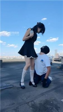 【调教视频】【卡莎女帝】天台调教马奴 bf54845