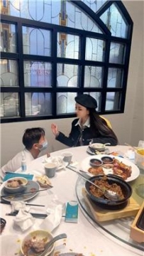 【调教视频】【风吟殿下】白富美包厢处刑奴才【双视角版】 bf60464