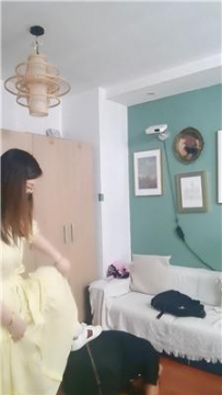 【调教视频】【甜音】藤条抽威胁舔脏鞋白袜 JS250710-45