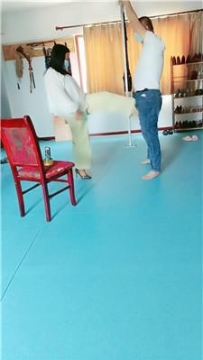 【调教视频】【青云】圈养体验各种刑具【双视角版】 JS250504-31