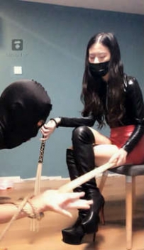 TL10229 晓晓主子 施虐女主人高速你不听话的下场