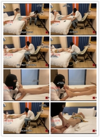 校尉原创-边吃边点评大二处女妹妹的酸臭裸足