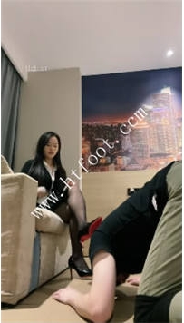 TL42460 芊芊】首播第一次调教32分钟