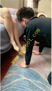 TL28234 莫妮卡】地狱式肉丝深喉插吐3次专场45分钟