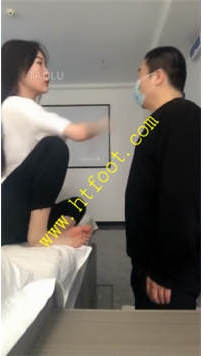 TL28005 文文小祖宗】精神小妹耳光21分钟