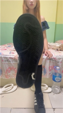 【第一视角】【懒猫大王】贝壳头小腿袜羞辱    250801-16