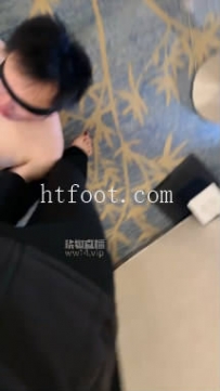 ZB11100 阿芙乐尔-恋足虐狗调教67分钟