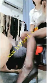 TL21901 执念】舔黑丝脚深喉骑马鞭子等34分钟