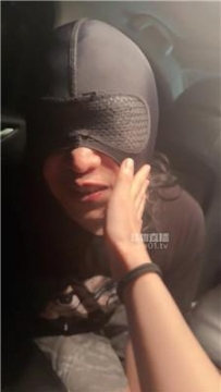 【调教视频】【素人挖掘机】黑丝美腿车内调奴 JS251010-30