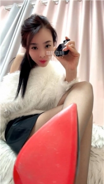 【第一视角】【多多】香水继子与小妈的秘密    251216-6