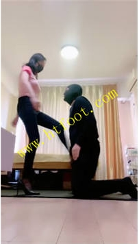 TL34330 小妮】提裆圣水羞辱63分钟