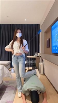 【调教视频】【泡芙】鞭打威胁-脏鞋白袜踩 bf58391