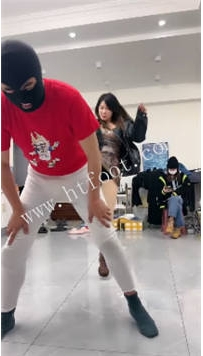 ZB7519=TL36399 一一】揍死一个人51分钟