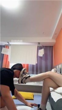 【调教视频】【不期而遇】香水控制-丝袜塞嘴刑虐【双视角版】 JS250716-15