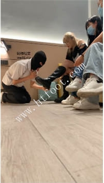 TL50063 妍琦】多主调教45分钟