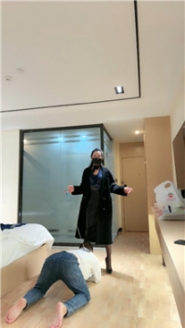 【调教视频】【多多】骑马骑脖/高跟踩踏 JS250312-17