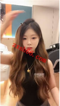 TLZB25967欣婷Sama-长靴巨脏鞋底吃泥踩踏裸足深喉吞丝袜45分