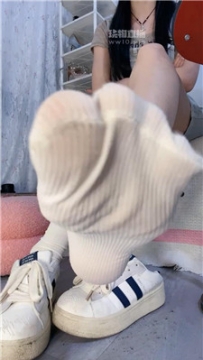 【第一视角】【苒苒】白袜脏鞋底寸止    250804-13