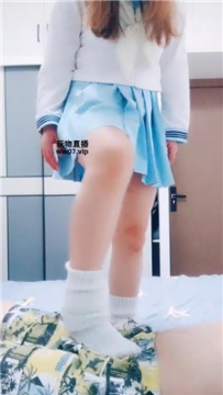 【调教视频】【小雪】白袜脚踩废物奴 JS250327-18