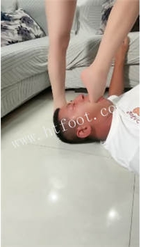TL50413 然然儿】调教王某人31分钟