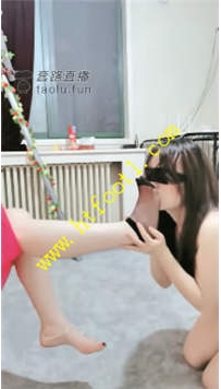 TL21917 梦幻大大】骚女儿伺候麻麻36分钟