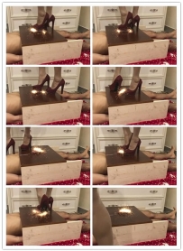 【C4S】--最新作品 美少妇高跟隔板踩吐