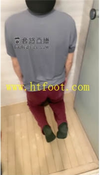 TL31035 kiki】为了吃黄金被踢裆19分钟