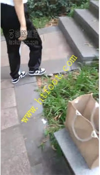 TL23080 滔滔】户外公园开发素人M玩狗刺激34分钟