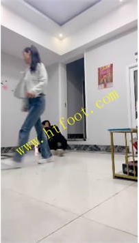 TL35847 孤傲女帝】爆揍不知天高地厚的M31分钟