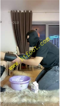 TL27711 巴莉】奶足浴喝洗脚水27分钟
