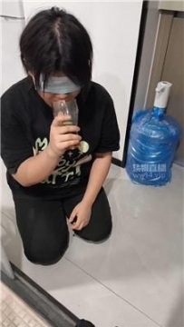 【调教视频】【爱可】和母狗楼梯玩游戏 JS250907-26