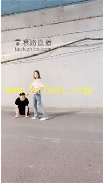 TL31219 领主老大】户外路人围观27分钟