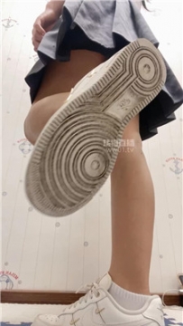 【第一视角】【海绵大大】脏鞋底白棉袜控制    251002-10