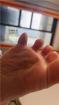 【调教视频】【南月女神】狗盆喂食圈养奴 JS250303-42