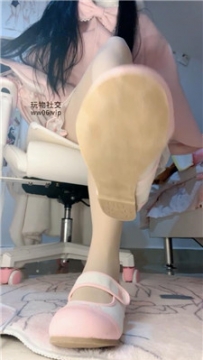 【第一视角】【砂糖】肉丝室内鞋羞辱猪吊    250116-15