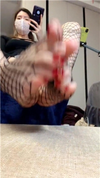 【第一视角】【170精灵S姐】网袜裸足    260205-1