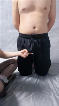 【调教视频】【泡泡】黑丝踩踏-骑马犬化 JS250531-14