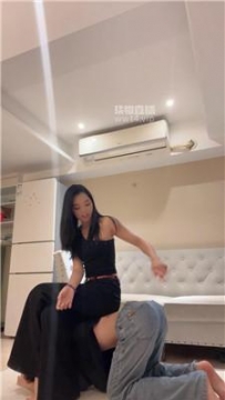 【调教视频】【煎饼狗子】长腿模特S训化纹身狗【双视角版】 bf57769