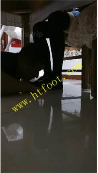 TL41040 扫楼小神】夜晚餐桌下的卑微62分钟