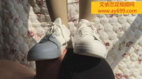 1346 高清特写美女全体重踩踏男孩脸部 跳踩脸部变形
