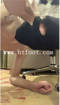 TL17947 阿月S剩水滴蜡踢裆骑马高跟鞋踩踏55分钟