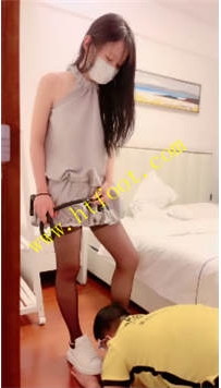 TL38178 伊伊】暴打外卖小哥50分钟