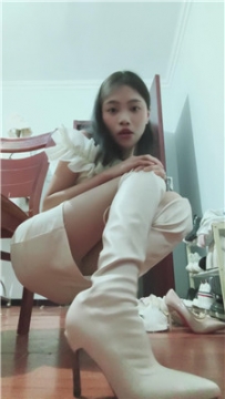 【第一视角】【诗诗】肉丝白靴    250103-6