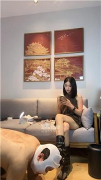 【调教视频】【苏御大人】短靴凉鞋碾压踩-重度刑虐【上】 JS250816-15
