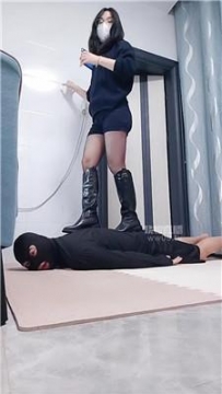【调教视频】【灵竹】长靴黑丝碾压踩 JS251211-38