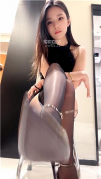 【第一视角】【Uuu】黑丝老板裸足炸J    251210-34