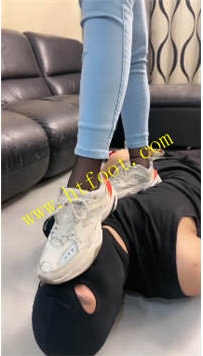 TL36890 艾莉】香水刺激下的足下美食晚宴49分钟