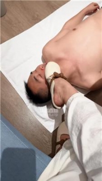【调教视频】【子熙大人】脏鞋训化前任狗东西 bf57323